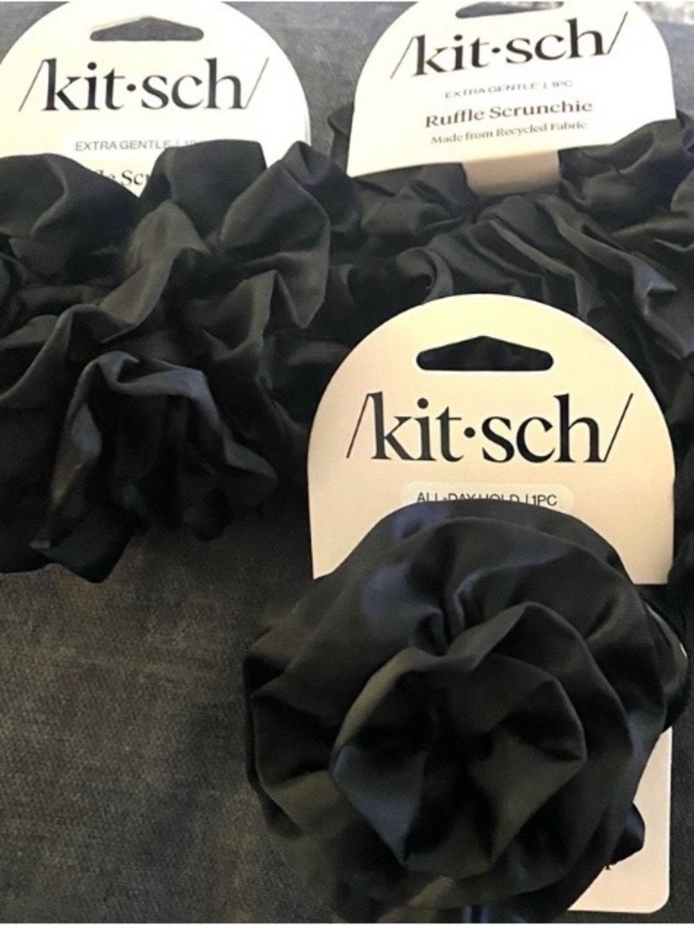Kitsch 🌟Hair Accessories BUNDLE Ruffle Scrunchies (2) Rosette Clip (1) NWT